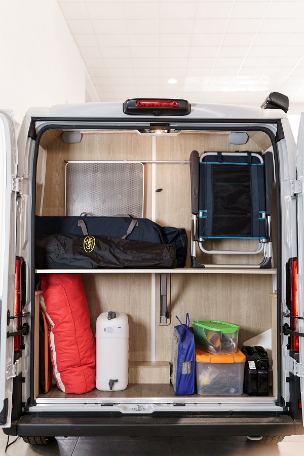 maletero de camper van grande